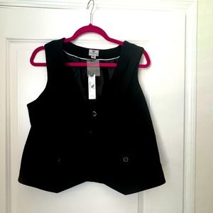 Worthington Black Vest NWT